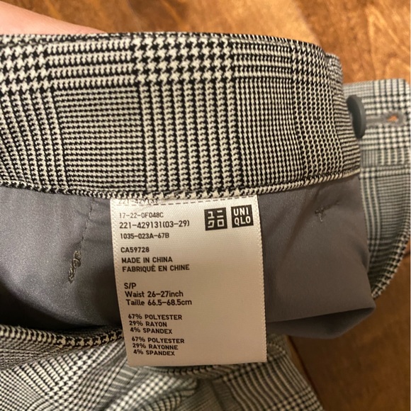 Uniqlo Plaid Check Trousers - Picture 4 of 4